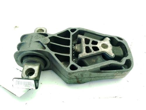 Used Engine mount Engine mount MERCEDES-BENZ B-CLASS Sports Tourer (W246, W242) B 200 CDI (246.201) (136 hp) 32658756 32658756