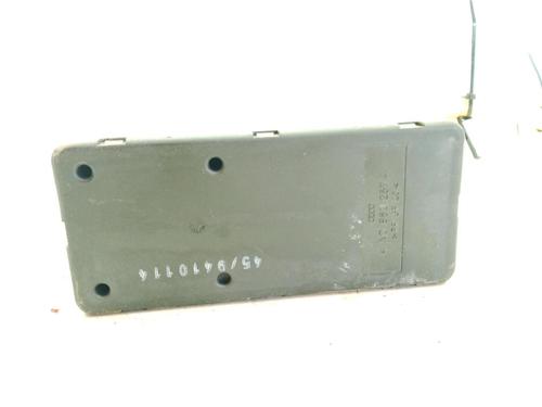 Used Central lock pump Central lock pump AUDI A4 B5 (8D2) 1.8 (125 hp) 27173674 27173674