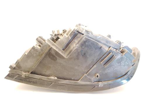 Right headlight VOLVO S40 II (544) 2.0 D | BP30146590C29