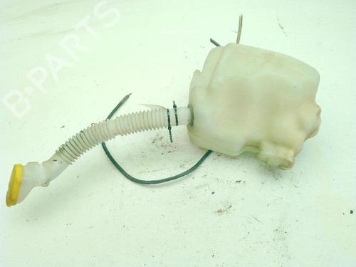 Used Windscreen washer tank RENAULT MEGANE II Hatchback Van (KM0/2_) 1.5 dCi (106 hp) 27173403