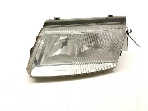 Left headlight VW PASSAT B5 (3B2) 1.8 | BP39093244C28  - Image 5