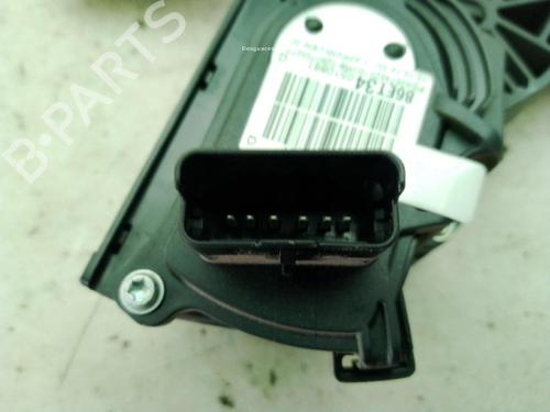 Pedal PEUGEOT 308 SW II (LC_, LJ_, LR_, LX_, L4_) 1.6 HDi / BlueHDi 115 (LCBHXM, LCBHXT) | BP25984515I4 