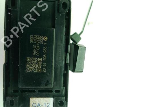 Left rear window switch MERCEDES-BENZ C-CLASS T-MODEL (S206) C 220 d (206.204, 206.216) | BP31848372I29