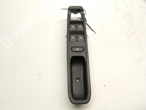Used Left front window switch Left front window switch DACIA SANDERO III 1.0 TCe LPG (91 hp) 40492429 40492429