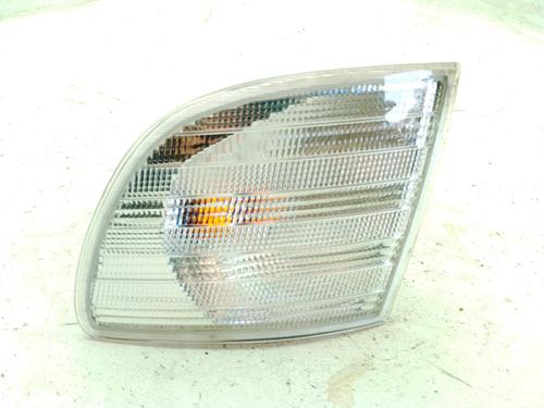 Used Left front indicator MERCEDES-BENZ VITO Bus (W638) 110 CDI 2.2 (638.194) (102 hp) 27625879