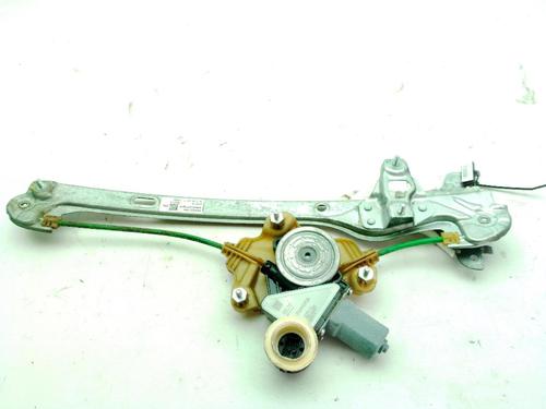 Used Rear left window mechanism Rear left window mechanism TOYOTA COROLLA Saloon (_E21_) 1.8 VVTi Hybrid (ZWE211) (122 hp) 33426152 33426152
