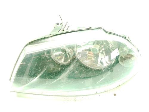 Used Left headlight SEAT IBIZA III (6L1) 1.4 16V (100 hp) 31181430