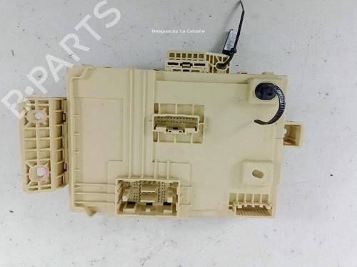 Used Fuse box Fuse box KIA CEED (CD) 1.0 T-GDI (120 hp) 18375734 18375734