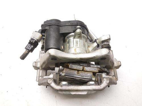 Right rear brake caliper TOYOTA COROLLA Hatchback (_E21_, _EA1_, _EH1_) 1.8 VVTi Hybrid (ZWE219) | BP24047683M106 
