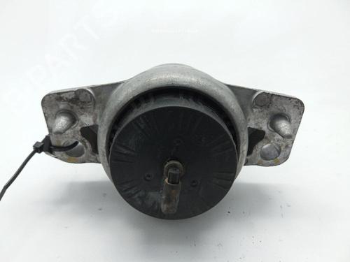 Used Engine mount Engine mount JAGUAR XE (X760) 2.0 D AWD (180 hp) 31989006 31989006