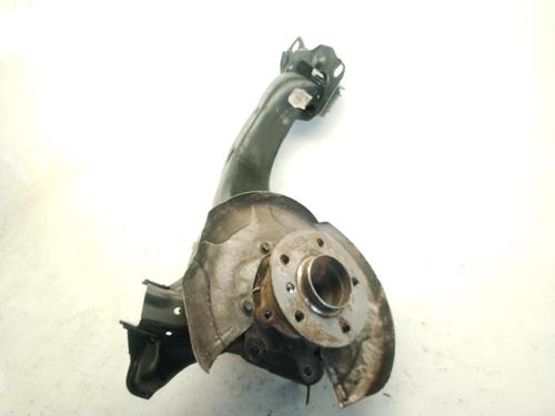 Used Left rear steering knuckle BMW 1 (F40) 118 d (150 hp) 27555991