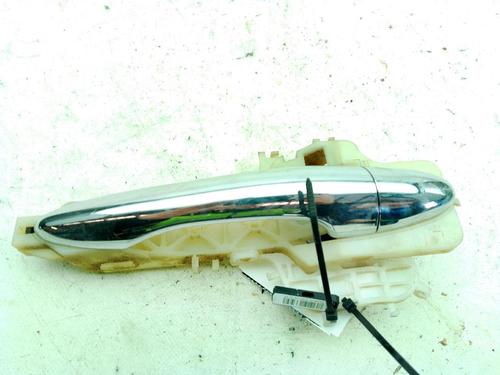 Used Front right exterior door handle KIA SPORTAGE III (SL) 2.0 CRDi (136 hp) 24051242