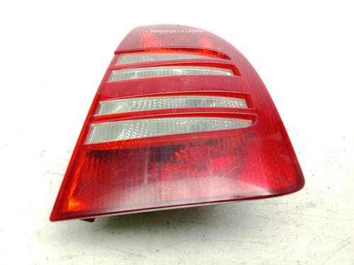 Feu arrière droit SKODA SUPERB I (3U4) [2001-2008]  30561965