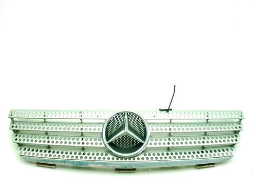 grille-mercedes-benz-c-class-coupe-cl203-2001-2002-2003-2004-2005-2006-2007-2008-2009-2010-2011-32335403 main image