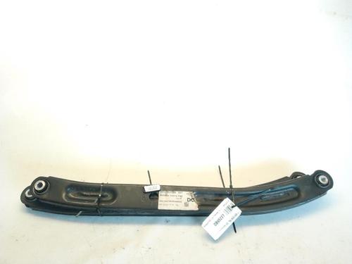 Used Right rear suspension arm SMART FORTWO Coupe (453) electric drive / EQ (453.391) (56 hp) 28290775