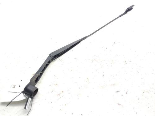front-windshield-wiper-arm-nissan-juke-f16_-2019-25046259 main image