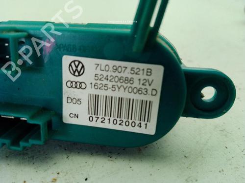 Heater resistor VW TRANSPORTER T5 Bus (7HB, 7HJ, 7EB, 7EJ) 2.0 TDI | BP28804873M108
