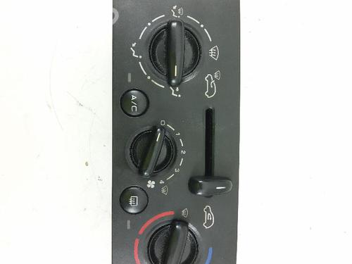 Used Climate control PEUGEOT 207 (WA_, WC_) 1.4 (73 hp) 18358942