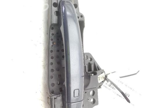 Used Front right exterior door handle AUDI A4 B8 (8K2) 2.0 TDI (143 hp) 24044898