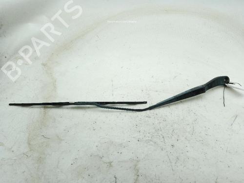 Used Front windshield wiper arm CHRYSLER SEBRING (JR) 2.0 (141 hp) 18373270