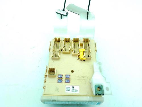 Used Fuse box TOYOTA RAV 4 IV (_A4_) 2.2 D 4WD (ALA49) (177 hp) 31583453