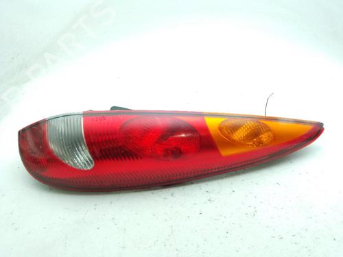 Used Right taillight NISSAN ALMERA TINO (V10) 2.2 dCi (115 hp) 24051212