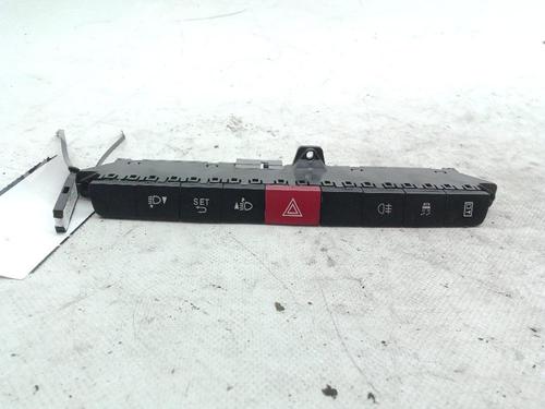warning-switch-iveco-daily-vi-van-33s12-35s12-35c12-5801655080-2014-18371010 main image
