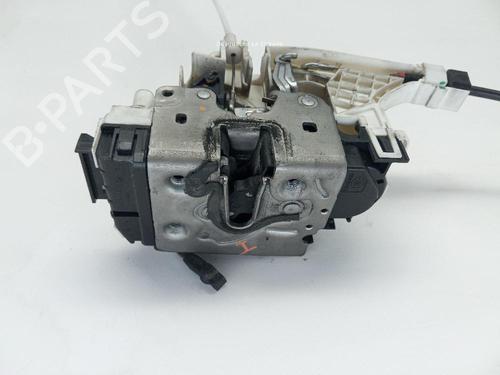 Used Front left lock MERCEDES-BENZ SPRINTER 3,5-t Van (B906) 315 CDI (906.631, 906.633, 906.635, 906.637) (150 hp) 31990073