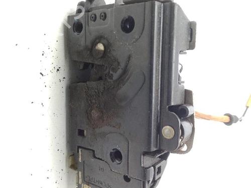 rear-left-lock-seat-leon-1m1-1999-2000-2001-2002-2003-2004-2005-2006-32438143 main image