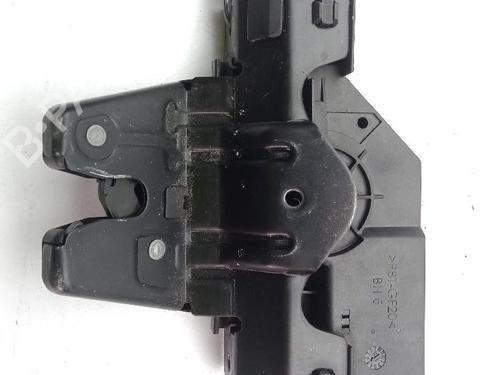 Used Tailgate lock BMW 1 Coupe (E82) 118 d (143 hp) 24046465