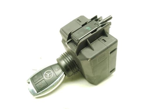 Used Card reader Card reader MERCEDES-BENZ C-CLASS (W204) C 220 CDI (204.002) (170 hp) 40442354 40442354