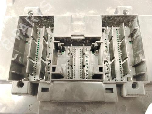 Fuse box VW CRAFTER Van (SY_, SX_) 2.0 TDI FWD (SYB, SYC, SYD) | BP37087998E1 - Image 2