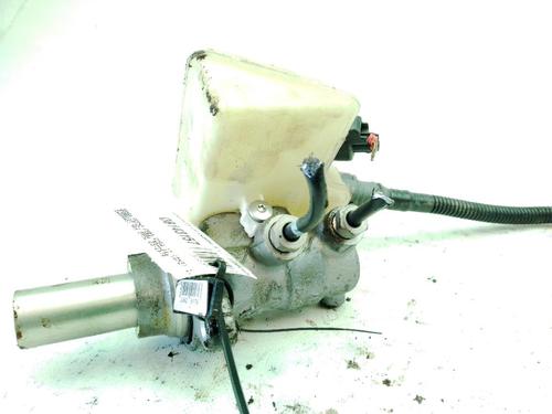 Brake master cylinder FORD KUGA II (DM2) 1.5 EcoBoost 4x4 | BP39119446M77 - Image 2