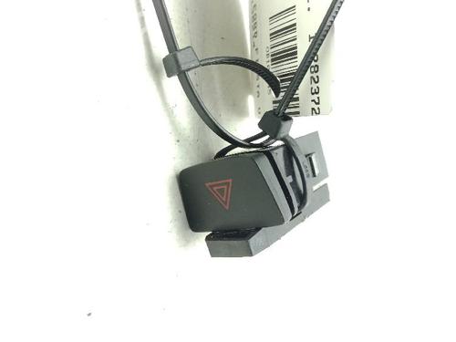 Used Warning switch Warning switch FORD FIESTA VII (HJ, HF) 1.0 EcoBoost (101 hp) 33651651 33651651
