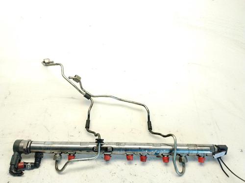 Used Injection rail Injection rail BMW 5 (F10) 535 d xDrive (313 hp) 27924817 27924817