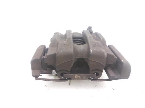 Used Right front brake caliper BMW 1 (E87) 120 d (163 hp) 24047222