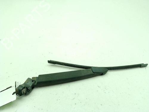 Used Rear windshield wiper arm HYUNDAI i30 (GD) 1.4 CRDi (90 hp) 28838926