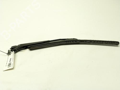 Used Rear windshield wiper arm Rear windshield wiper arm 39198254 39198254