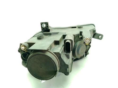 Right headlight VW PASSAT B6 (3C2) 2.0 TDI 16V | BP31990134C29