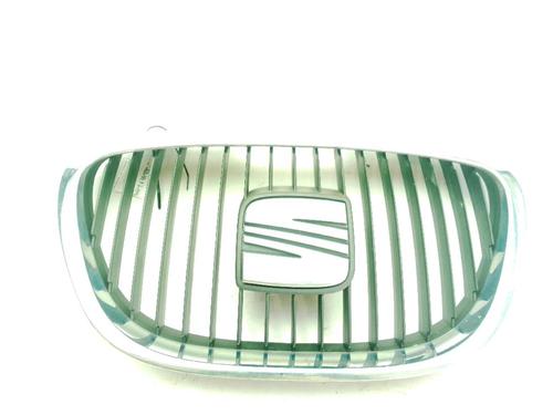 grille-seat-toledo-iii-5p2-2004-2005-2006-2007-2008-2009-31583360 main image