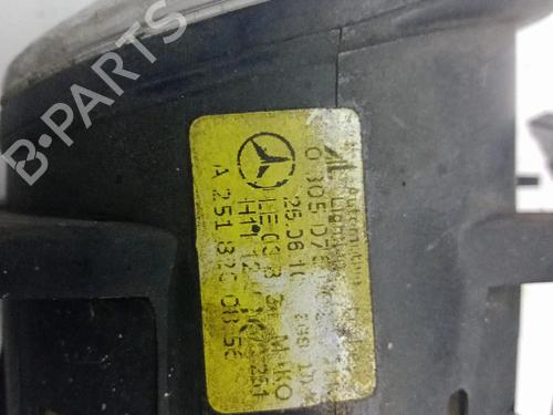 Right front fog light MERCEDES-BENZ C-CLASS (W204) C 220 CDI (204.002) | BP18377023C31 
