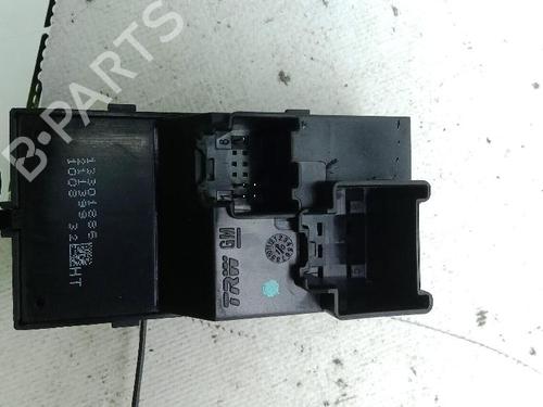 Right front window switch OPEL MERIVA B MPV (S10) 1.7 CDTI (75) | BP24044701I26 