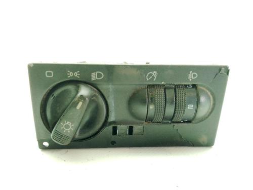 Used Headlight switch VW TRANSPORTER T4 Van (70A, 70H, 7DA, 7DH) 1.9 TD (68 hp) 31034503