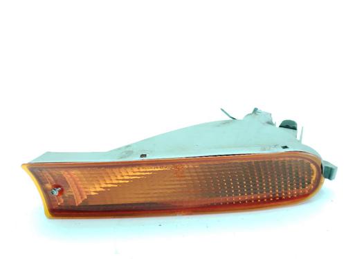 Clignotant avant droit TOYOTA RAV 4 I (_A1_) 2.0 4WD (SXA10, SXA11) (129 hp) 31871107