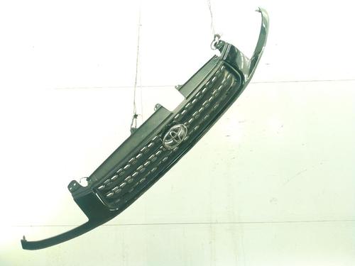 Grill TOYOTA RAV 4 II (_A2_) 2.0 D 4WD (CLA20_, CLA21_, CLA20R, CLA21R) (116 hp) 29178195