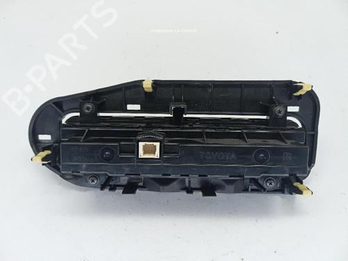 Climate control TOYOTA AURIS (_E18_) 1.2 (NRE185_, NRE185R) | BP18358554I5