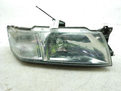 Used Right headlight MITSUBISHI SPACE WAGON (N9_W, N8_W) 2.4 GDI (N84W) (150 hp) 24049115
