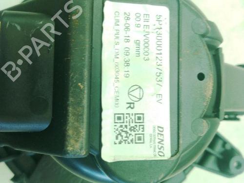 Heater blower motor PEUGEOT 3008 II SUV (MC_, MR_, MJ_, M4_) 1.5 BlueHDi 130 | BP27604766M62 