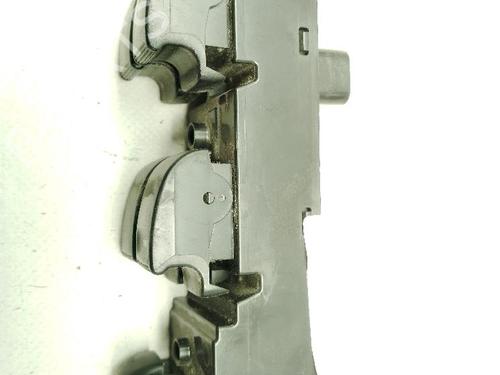 Switch MITSUBISHI LANCER VIII Sportback (CX_A) 2.0 DI-D (CX8A) | BP35943384I30 - Image 3