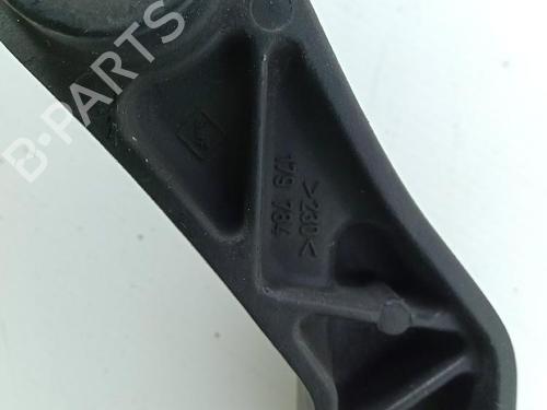Used Front windshield wiper arm Front windshield wiper arm SEAT EXEO (3R2) 2.0 TDI (143 hp) 18363236 18363236